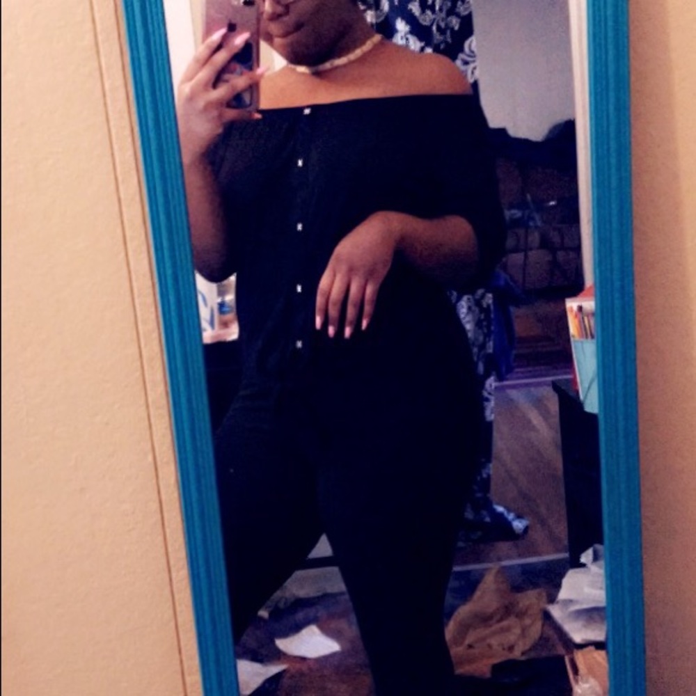 Black shirt